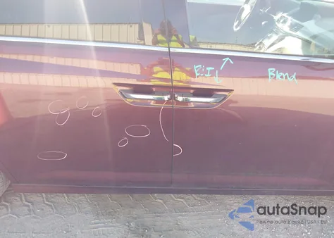 2015 Honda Odyssey Touring/Touring Elite z USA, uszkodzony, nr VIN 5FNRL5H97FB080762